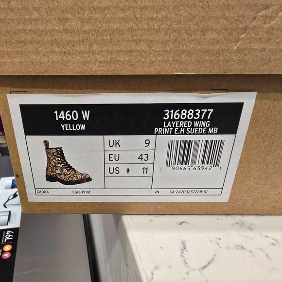 Dr. Martens 1460 Butterfly Print Suede Boots Men's Size 10 RARE NEW - Picture 10 of 16